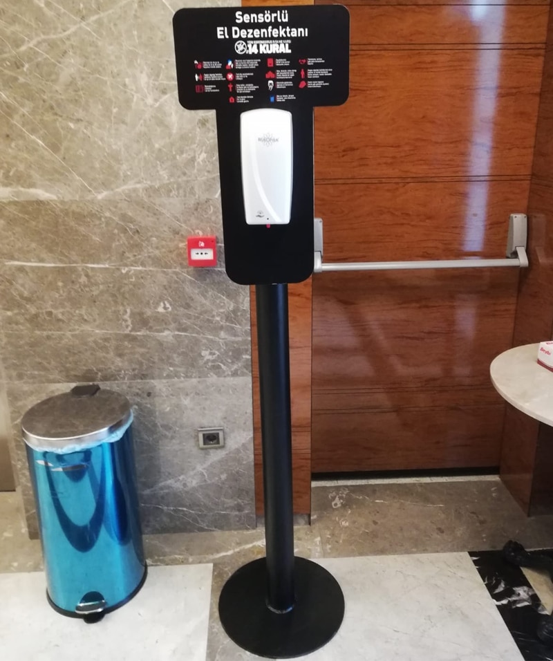 Ayaklı Dezenfektan Standı